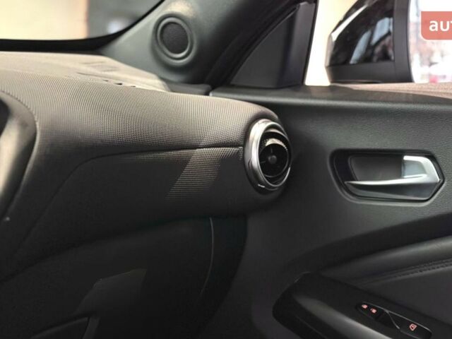 купить новое авто Ниссан Жук 2025 года от официального дилера АТМ КРОПИВНИЦЬКИЙ Ниссан фото