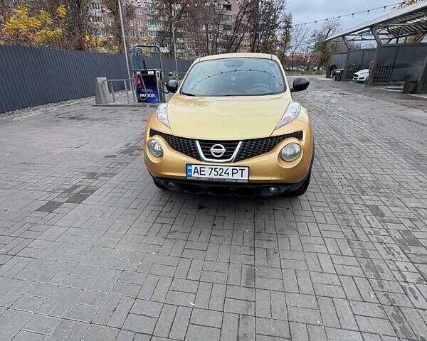 Желтый Ниссан Жук, объемом двигателя 1.6 л и пробегом 168 тыс. км за 9700 $, фото 2 на Automoto.ua