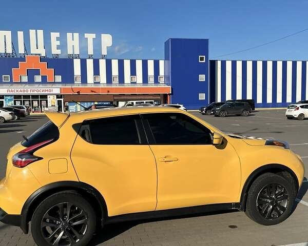 Желтый Ниссан Жук, объемом двигателя 1.6 л и пробегом 130 тыс. км за 9500 $, фото 5 на Automoto.ua