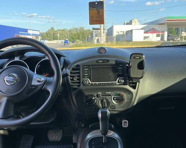 Желтый Ниссан Жук, объемом двигателя 1.6 л и пробегом 130 тыс. км за 9500 $, фото 10 на Automoto.ua