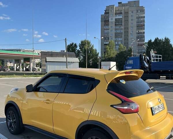 Желтый Ниссан Жук, объемом двигателя 1.6 л и пробегом 130 тыс. км за 9500 $, фото 11 на Automoto.ua