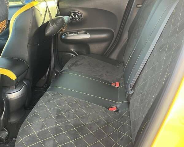 Желтый Ниссан Жук, объемом двигателя 1.6 л и пробегом 130 тыс. км за 9500 $, фото 9 на Automoto.ua