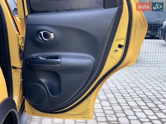 Жовтий Ніссан Жук, об'ємом двигуна 1.6 л та пробігом 100 тис. км за 12499 $, фото 33 на Automoto.ua