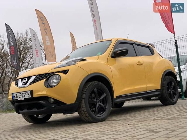 Жовтий Ніссан Жук, об'ємом двигуна 1.6 л та пробігом 100 тис. км за 12499 $, фото 1 на Automoto.ua