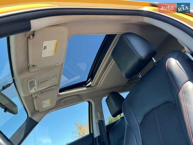 Жовтий Ніссан Жук, об'ємом двигуна 1.6 л та пробігом 141 тис. км за 14500 $, фото 17 на Automoto.ua