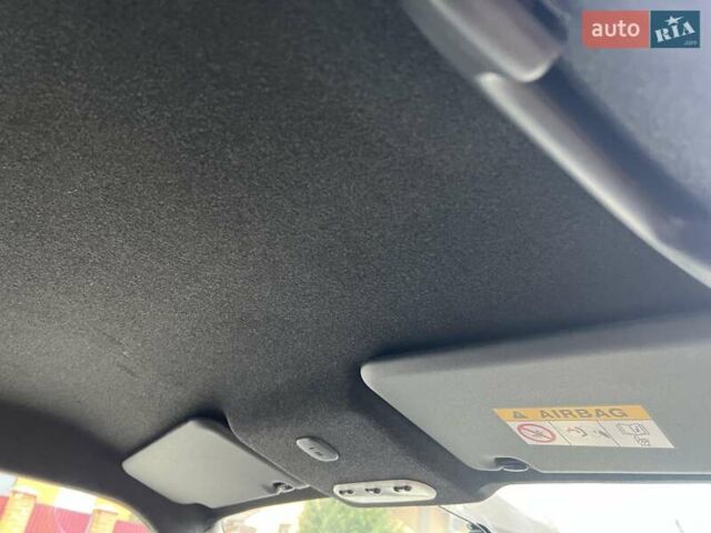 Желтый Ниссан Жук, объемом двигателя 1.6 л и пробегом 51 тыс. км за 13900 $, фото 54 на Automoto.ua