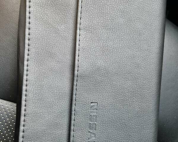 Жовтий Ніссан Жук, об'ємом двигуна 1.6 л та пробігом 22 тис. км за 16199 $, фото 68 на Automoto.ua