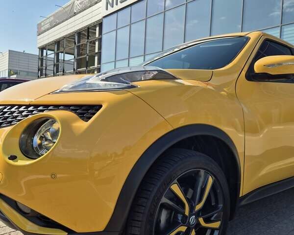 Жовтий Ніссан Жук, об'ємом двигуна 1.6 л та пробігом 22 тис. км за 16199 $, фото 6 на Automoto.ua