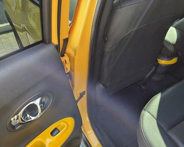 Жовтий Ніссан Жук, об'ємом двигуна 1.6 л та пробігом 22 тис. км за 16199 $, фото 62 на Automoto.ua