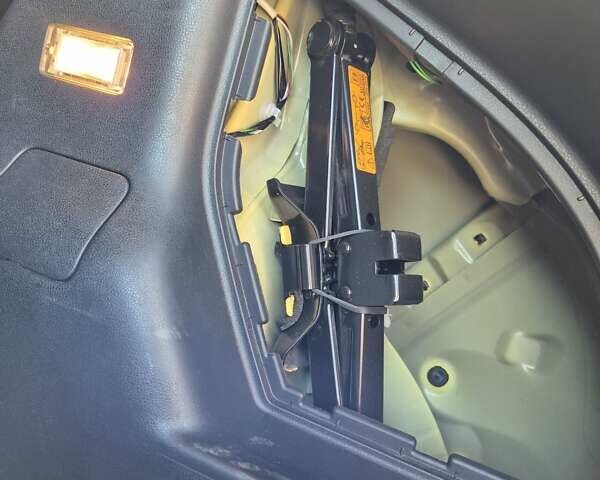 Жовтий Ніссан Жук, об'ємом двигуна 1.6 л та пробігом 22 тис. км за 16199 $, фото 67 на Automoto.ua