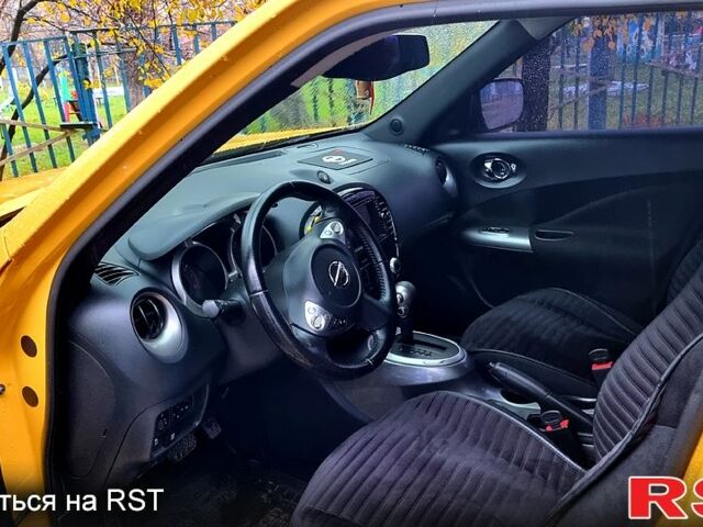 Желтый Ниссан Жук, объемом двигателя 1.6 л и пробегом 79 тыс. км за 14000 $, фото 3 на Automoto.ua