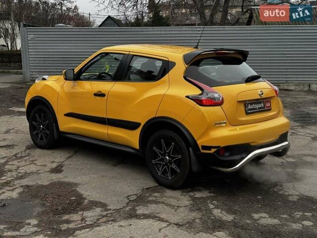 Желтый Ниссан Жук, объемом двигателя 1.6 л и пробегом 43 тыс. км за 12790 $, фото 2 на Automoto.ua