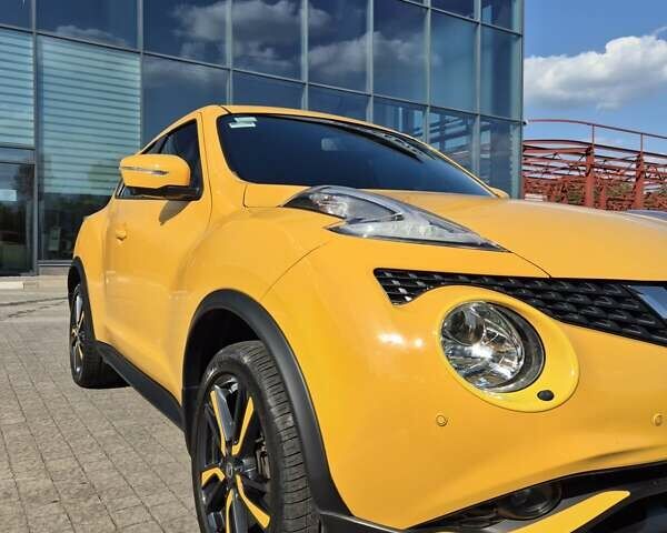 Жовтий Ніссан Жук, об'ємом двигуна 1.6 л та пробігом 22 тис. км за 16199 $, фото 7 на Automoto.ua