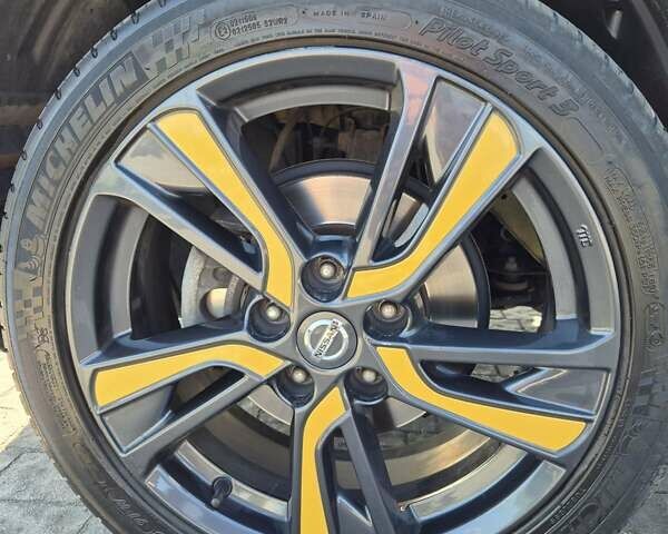 Жовтий Ніссан Жук, об'ємом двигуна 1.6 л та пробігом 22 тис. км за 16199 $, фото 54 на Automoto.ua