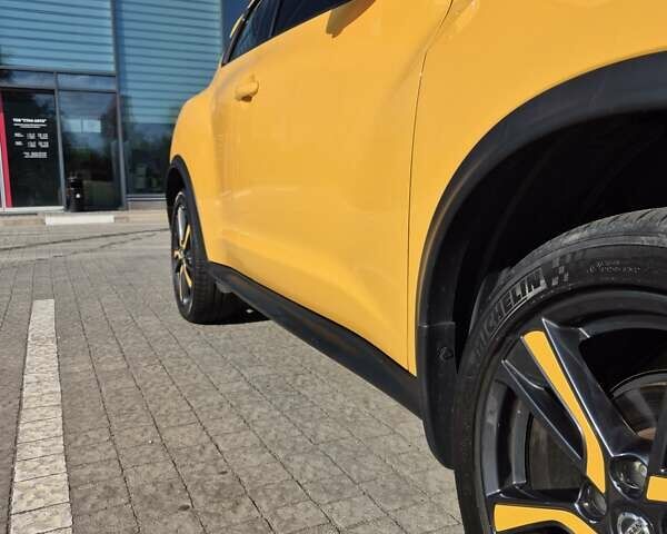 Жовтий Ніссан Жук, об'ємом двигуна 1.6 л та пробігом 22 тис. км за 16199 $, фото 58 на Automoto.ua