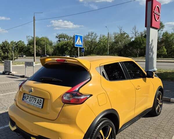 Жовтий Ніссан Жук, об'ємом двигуна 1.6 л та пробігом 22 тис. км за 16199 $, фото 10 на Automoto.ua