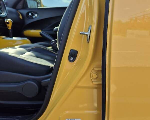 Жовтий Ніссан Жук, об'ємом двигуна 1.6 л та пробігом 22 тис. км за 16199 $, фото 44 на Automoto.ua