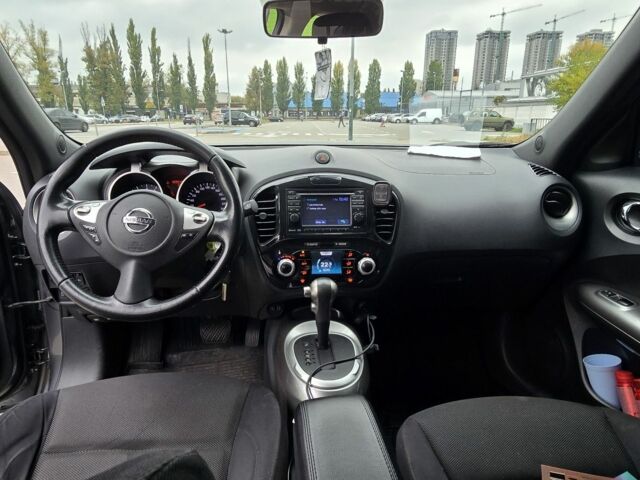 Серый Ниссан Жук, объемом двигателя 1.6 л и пробегом 189 тыс. км за 8000 $, фото 7 на Automoto.ua