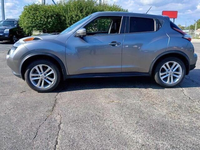 Серый Ниссан Жук, объемом двигателя 1.6 л и пробегом 75 тыс. км за 8700 $, фото 3 на Automoto.ua