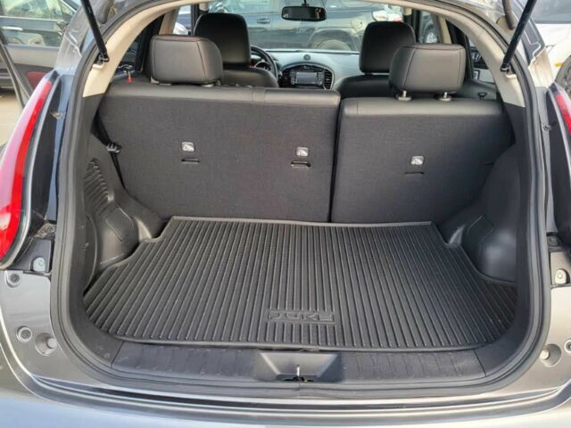 Серый Ниссан Жук, объемом двигателя 1.6 л и пробегом 58 тыс. км за 2000 $, фото 16 на Automoto.ua