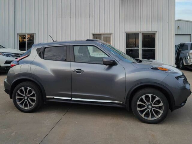 Серый Ниссан Жук, объемом двигателя 1.6 л и пробегом 58 тыс. км за 2000 $, фото 6 на Automoto.ua