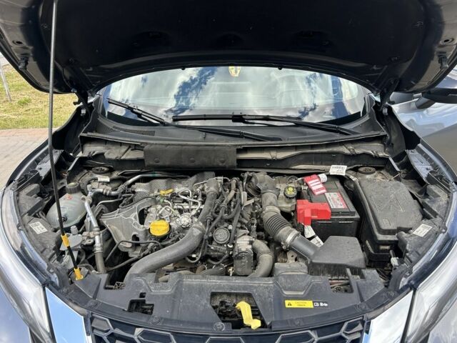 Серый Ниссан Жук, объемом двигателя 1 л и пробегом 3 тыс. км за 22050 $, фото 6 на Automoto.ua