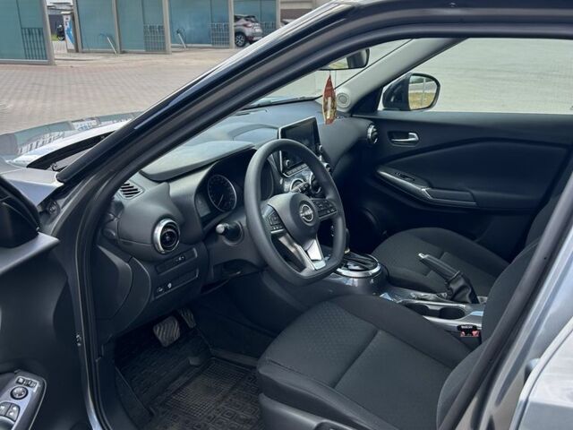 Серый Ниссан Жук, объемом двигателя 1 л и пробегом 3 тыс. км за 22050 $, фото 3 на Automoto.ua