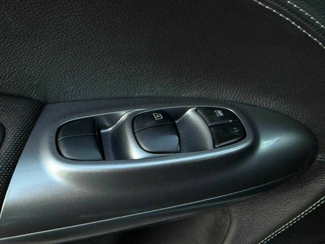 Серый Ниссан Жук, объемом двигателя 0 л и пробегом 169 тыс. км за 8490 $, фото 16 на Automoto.ua