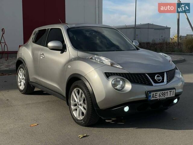 Сірий Ніссан Жук, об'ємом двигуна 1.6 л та пробігом 160 тис. км за 9600 $, фото 18 на Automoto.ua