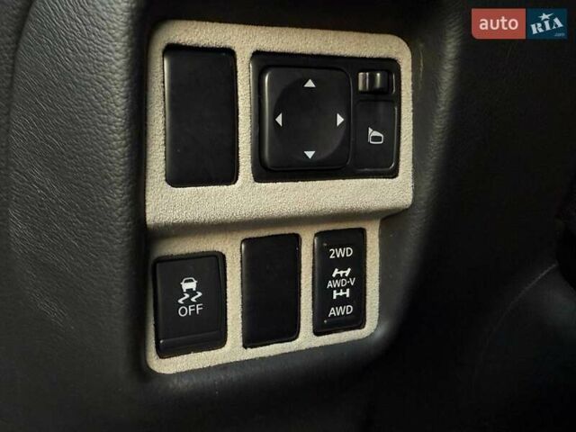 Серый Ниссан Жук, объемом двигателя 1.6 л и пробегом 166 тыс. км за 8490 $, фото 17 на Automoto.ua