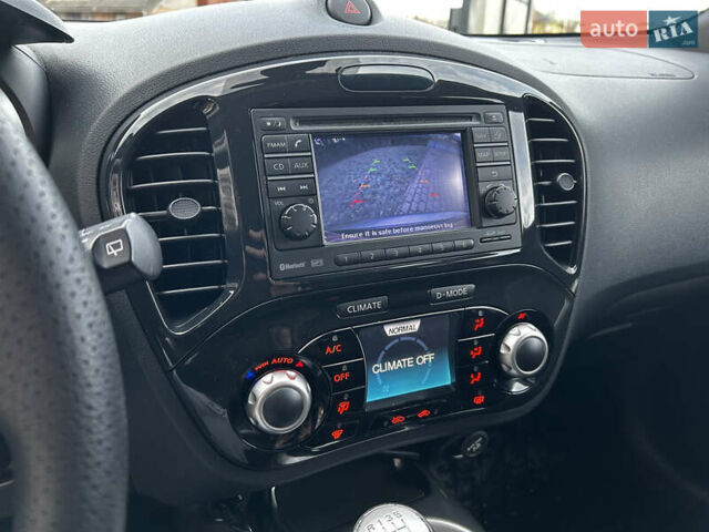 Сірий Ніссан Жук, об'ємом двигуна 1.5 л та пробігом 206 тис. км за 8500 $, фото 1 на Automoto.ua