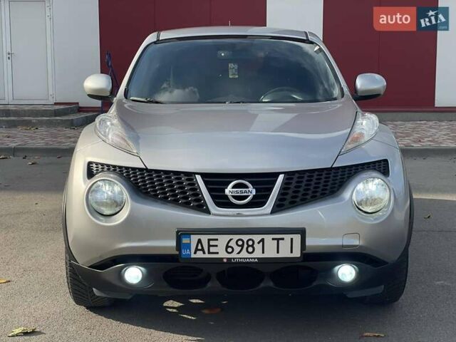 Сірий Ніссан Жук, об'ємом двигуна 1.6 л та пробігом 160 тис. км за 9600 $, фото 1 на Automoto.ua