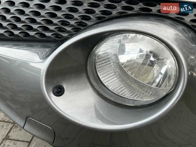 Сірий Ніссан Жук, об'ємом двигуна 1.5 л та пробігом 206 тис. км за 8500 $, фото 21 на Automoto.ua