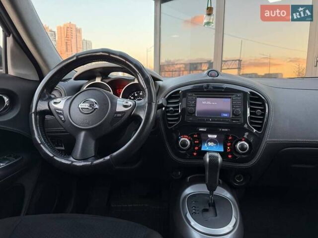 Серый Ниссан Жук, объемом двигателя 1.6 л и пробегом 166 тыс. км за 8490 $, фото 14 на Automoto.ua