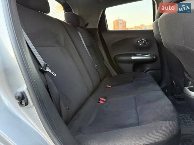 Серый Ниссан Жук, объемом двигателя 1.6 л и пробегом 166 тыс. км за 8490 $, фото 10 на Automoto.ua