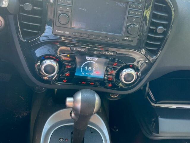 Серый Ниссан Жук, объемом двигателя 0 л и пробегом 110 тыс. км за 8000 $, фото 5 на Automoto.ua