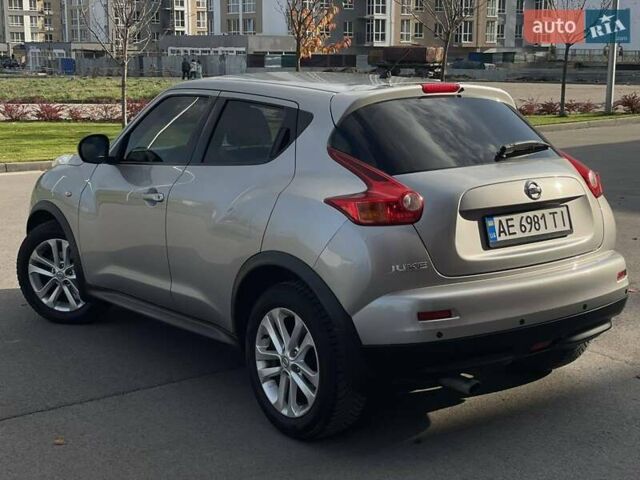 Сірий Ніссан Жук, об'ємом двигуна 1.6 л та пробігом 160 тис. км за 9600 $, фото 5 на Automoto.ua