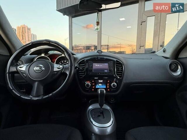 Серый Ниссан Жук, объемом двигателя 1.6 л и пробегом 166 тыс. км за 8490 $, фото 13 на Automoto.ua
