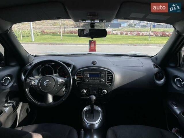 Сірий Ніссан Жук, об'ємом двигуна 1.6 л та пробігом 160 тис. км за 9600 $, фото 11 на Automoto.ua