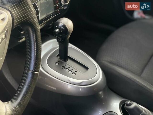 Сірий Ніссан Жук, об'ємом двигуна 1.6 л та пробігом 160 тис. км за 9600 $, фото 12 на Automoto.ua