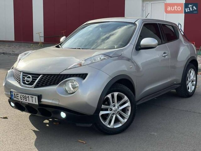 Сірий Ніссан Жук, об'ємом двигуна 1.6 л та пробігом 160 тис. км за 9600 $, фото 2 на Automoto.ua