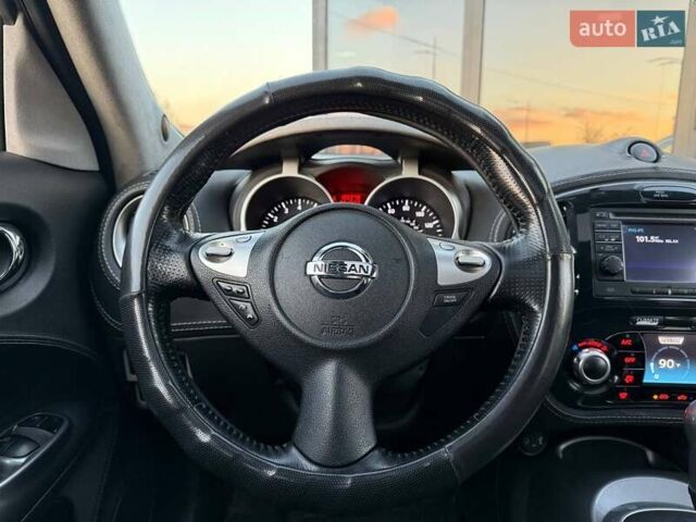Серый Ниссан Жук, объемом двигателя 1.6 л и пробегом 166 тыс. км за 8490 $, фото 15 на Automoto.ua