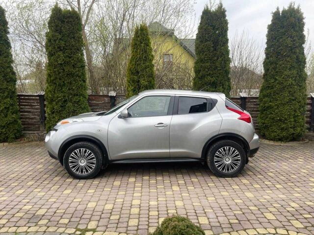 Серый Ниссан Жук, объемом двигателя 1.6 л и пробегом 198 тыс. км за 6999 $, фото 1 на Automoto.ua