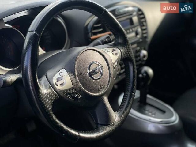 Сірий Ніссан Жук, об'ємом двигуна 1.6 л та пробігом 160 тис. км за 9600 $, фото 8 на Automoto.ua