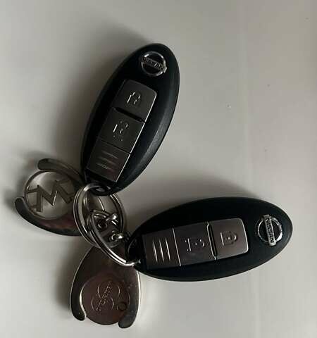 Серый Ниссан Жук, объемом двигателя 1.6 л и пробегом 110 тыс. км за 7499 $, фото 9 на Automoto.ua