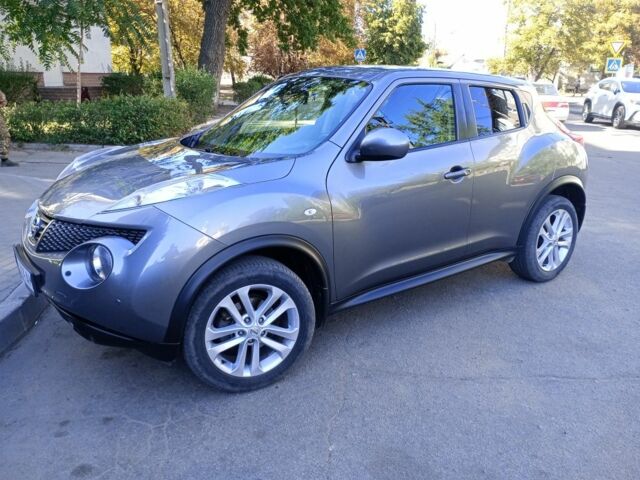 Серый Ниссан Жук, объемом двигателя 1.6 л и пробегом 106 тыс. км за 12300 $, фото 2 на Automoto.ua