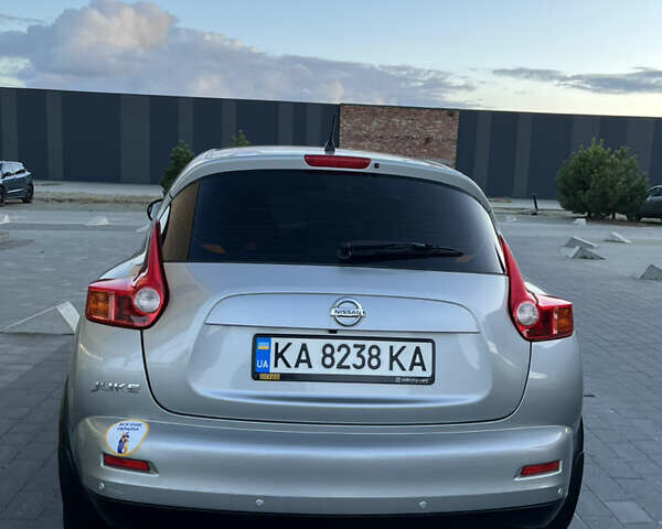 Серый Ниссан Жук, объемом двигателя 1.6 л и пробегом 182 тыс. км за 9300 $, фото 7 на Automoto.ua