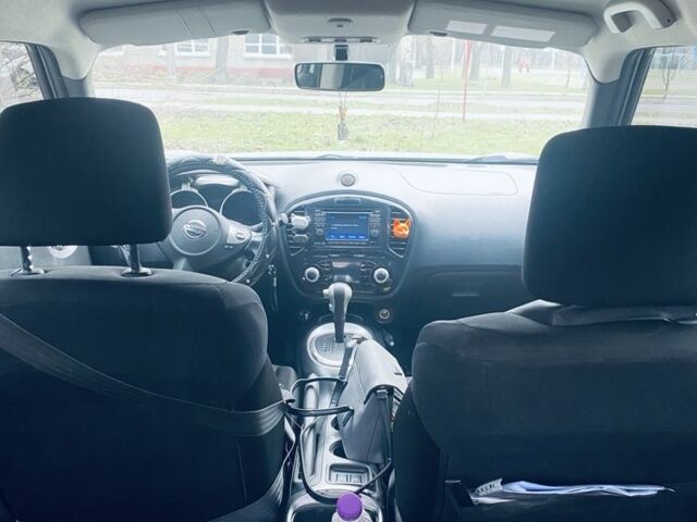 Серый Ниссан Жук, объемом двигателя 1.6 л и пробегом 150 тыс. км за 9400 $, фото 2 на Automoto.ua