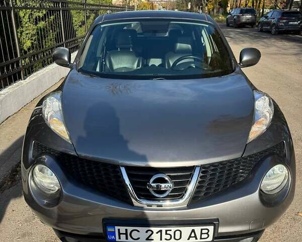 Серый Ниссан Жук, объемом двигателя 1.62 л и пробегом 215 тыс. км за 10300 $, фото 1 на Automoto.ua