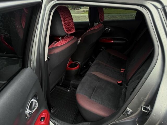 Серый Ниссан Жук, объемом двигателя 1.6 л и пробегом 57 тыс. км за 11300 $, фото 7 на Automoto.ua